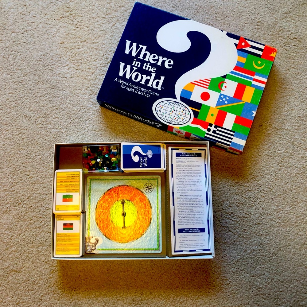 🌷Vintage “Where in the World” game.